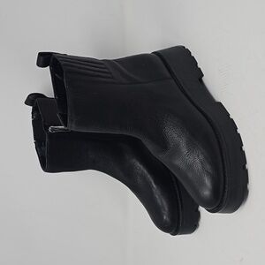 Vince Camuto Neframes Black Leather Platform Boots Size 6.5